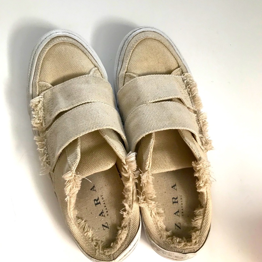 Zara Trafaluc Slip Ons Size EU 38